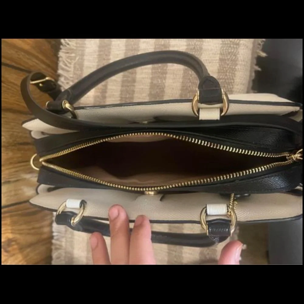 Coach purse / wallet - Picture 5 of 6